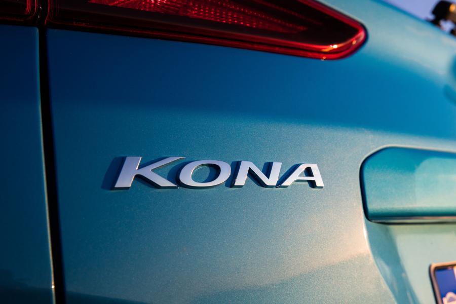 Логотип Hyundai Kona Active 2017 года  (AU) (фото 12 из 19)